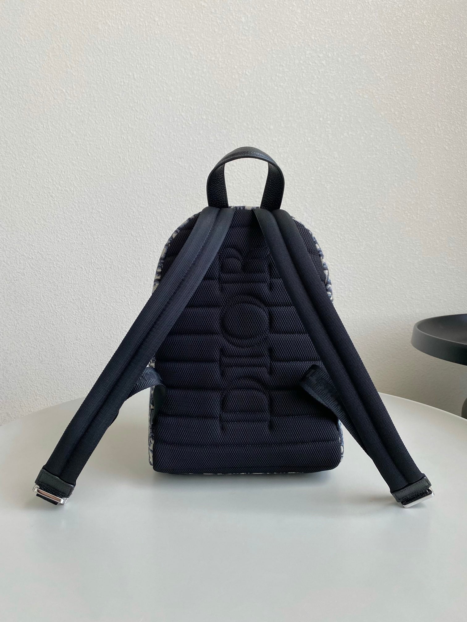 スモールバックパック 32 ブルー オブリーク ジャカード