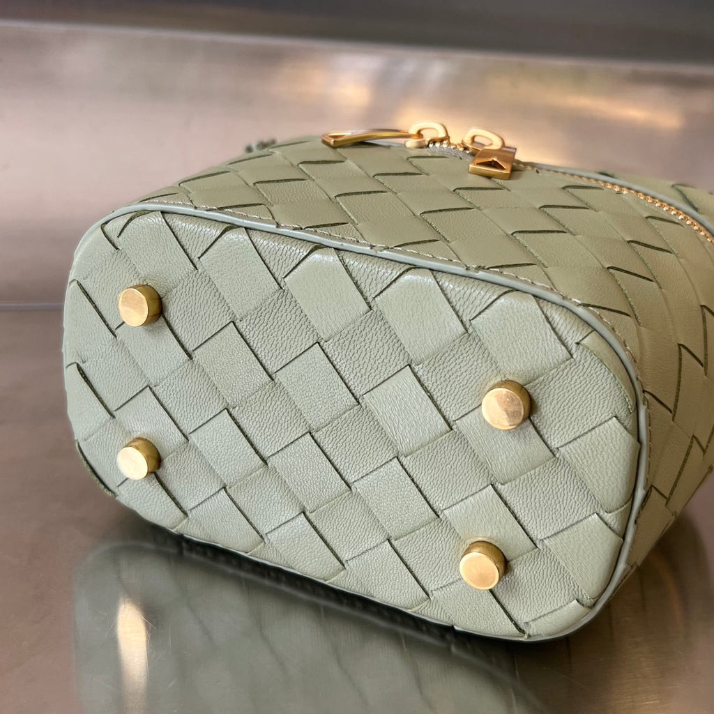 ミニバニティケース 18インチ オリーブグリーン ラムスキン