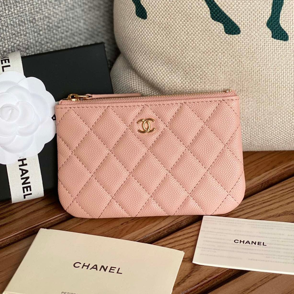 CCクラシック スモール 15 ジップポーチ（ライトピンク グレインカーフスキン）