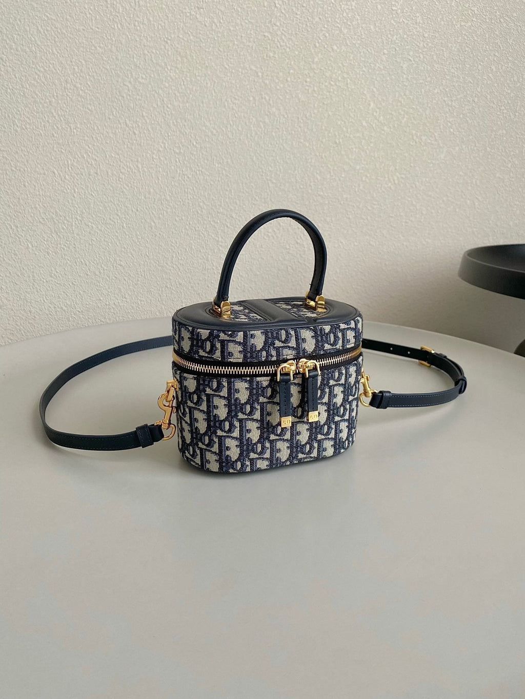 シグネチャー バニティ 16 ブルー オブリーク ジャカード