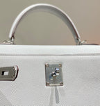 KELLY 28CM IN GRIS PERLE EPSOM CALFSKIN PALLADIUM HARDWARE