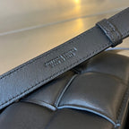 MINI CASSETTE 18 IN BLACK LAMBSKIN