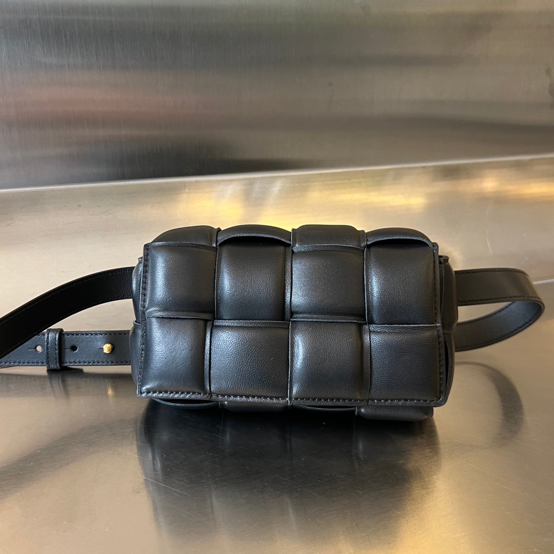 ミニカセット 18インチ ブラック ラムスキン