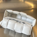 ミニカセット 18インチ ホワイトラムスキン