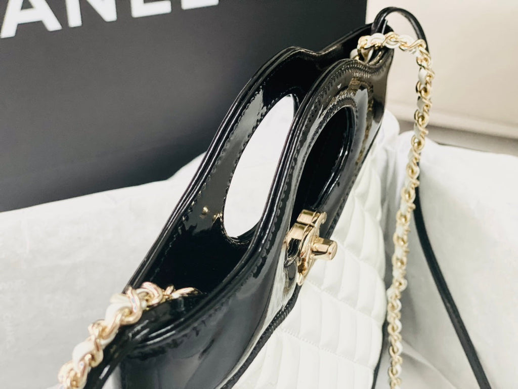 CC MINI 23 ショッピングバッグ（グロッシーブラック×ホワイトミックスカーフスキン）