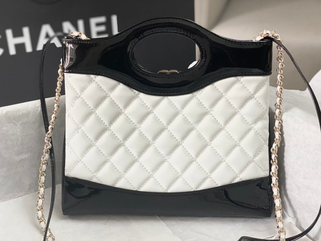 CC MINI 23 ショッピングバッグ（グロッシーブラック×ホワイトミックスカーフスキン）