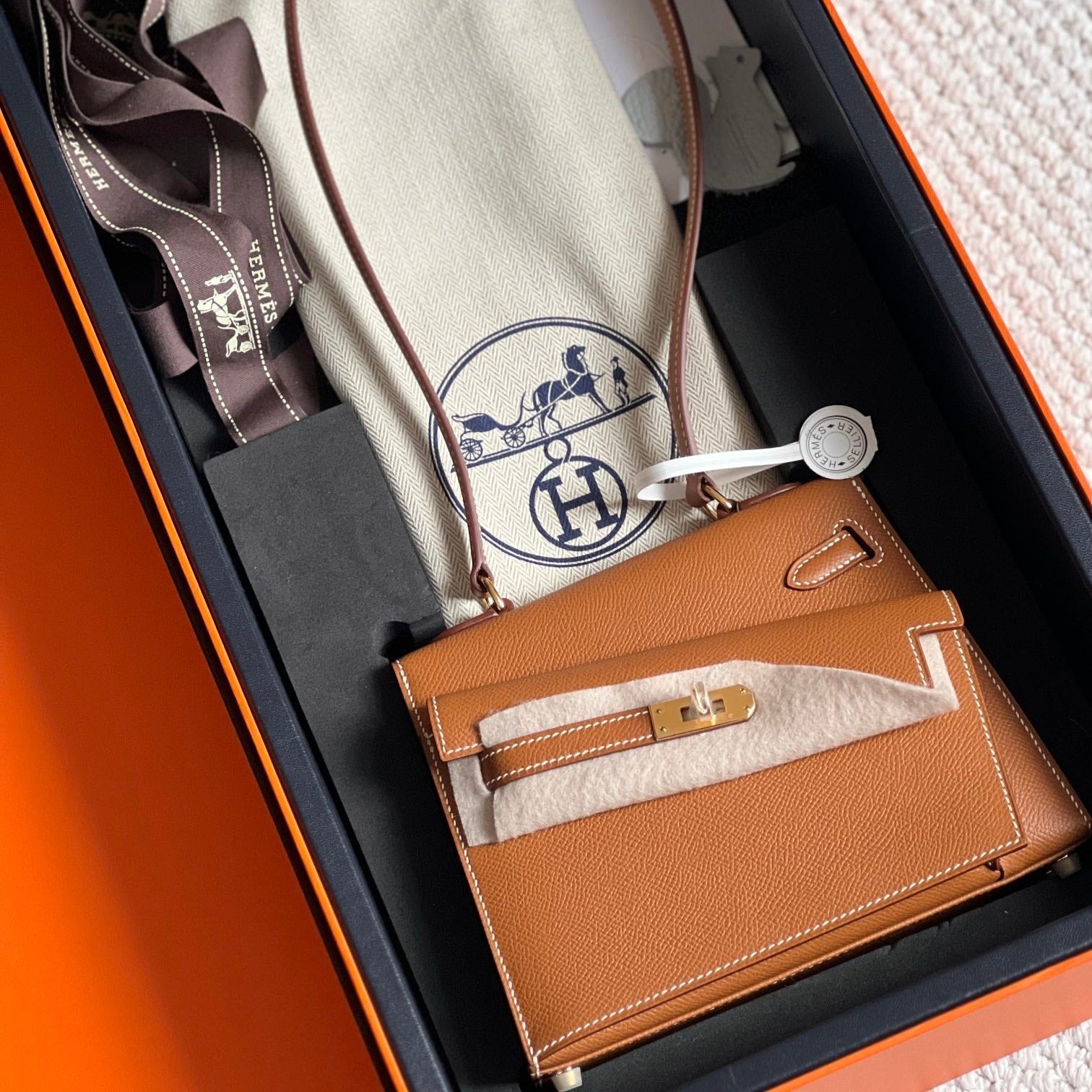 ケリー・デソルドレ 20 ブロンズブラウン エプソムレザー ゴールド金具