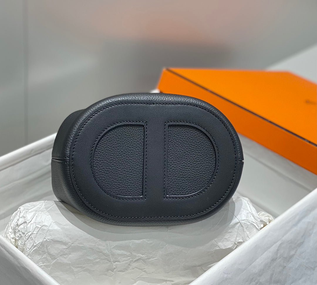 エルメス 25S イン・ザ・ループ 18 ブラック カーフスキン シルバー金具