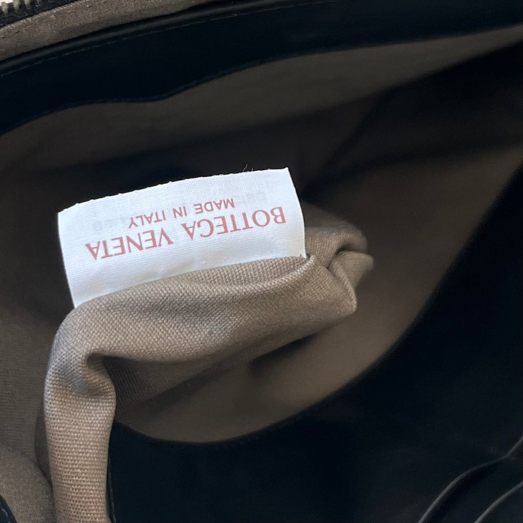 イントレチャート 30 ブラックラムスキン