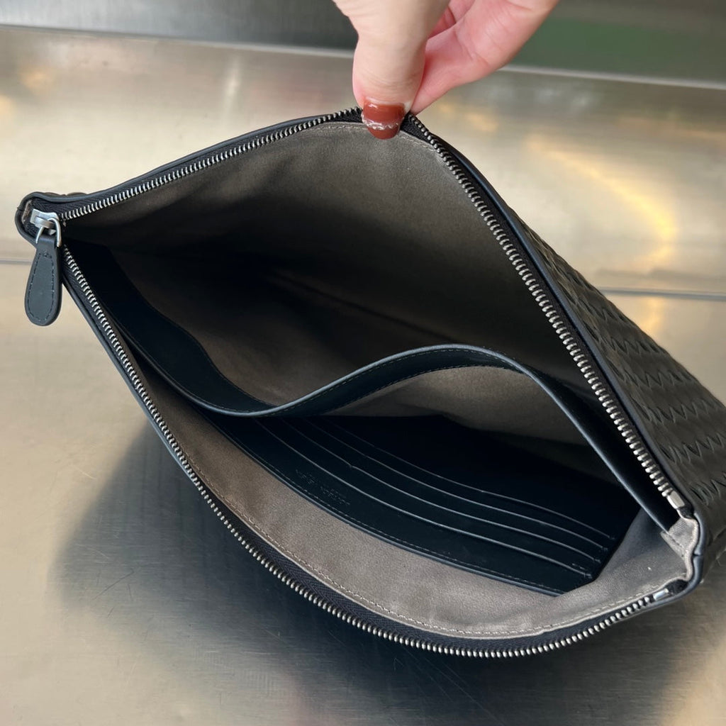 イントレチャート 30 ブラックラムスキン