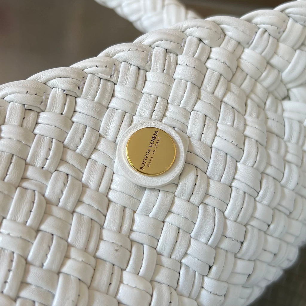 トスカ 27 バッグ（ホワイトカーフスキン）