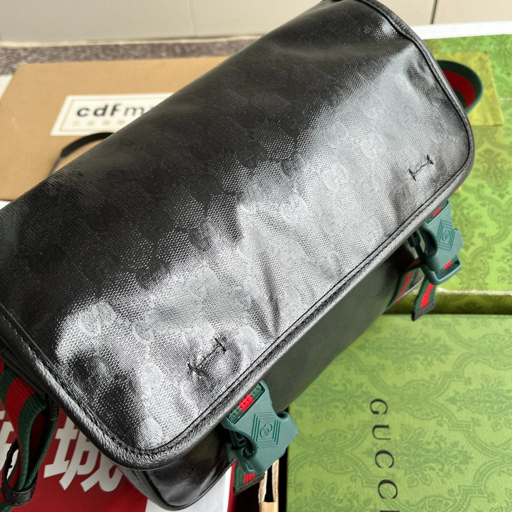 メッセンジャーバッグ 27 ブラックモノグラムキャンバス