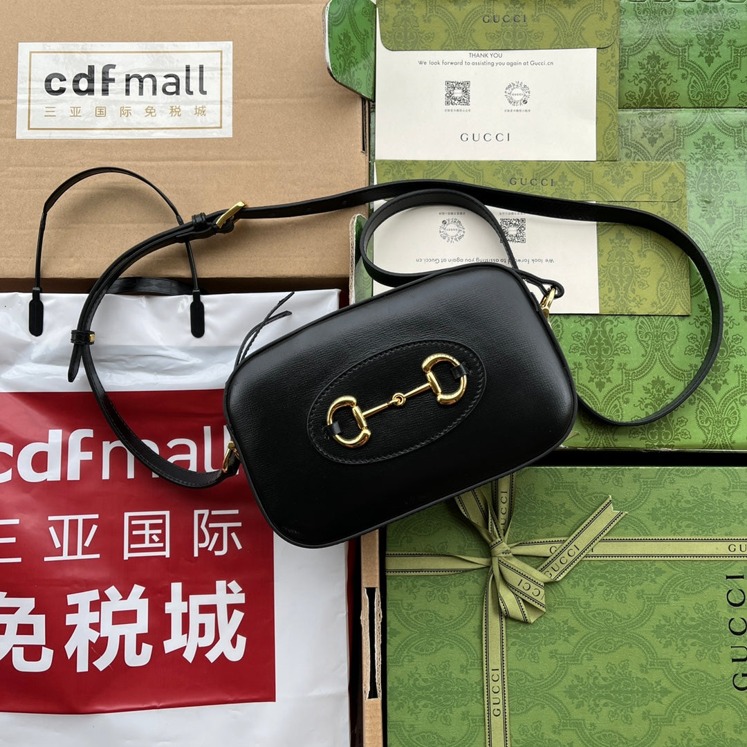 ホースビット 1955 スモール カメラバッグ 20 ブラック カーフスキン