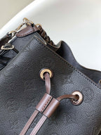 ムリア 25 ブラック マヒナ レザー