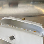 アンダモ 21 ホワイトラムスキン