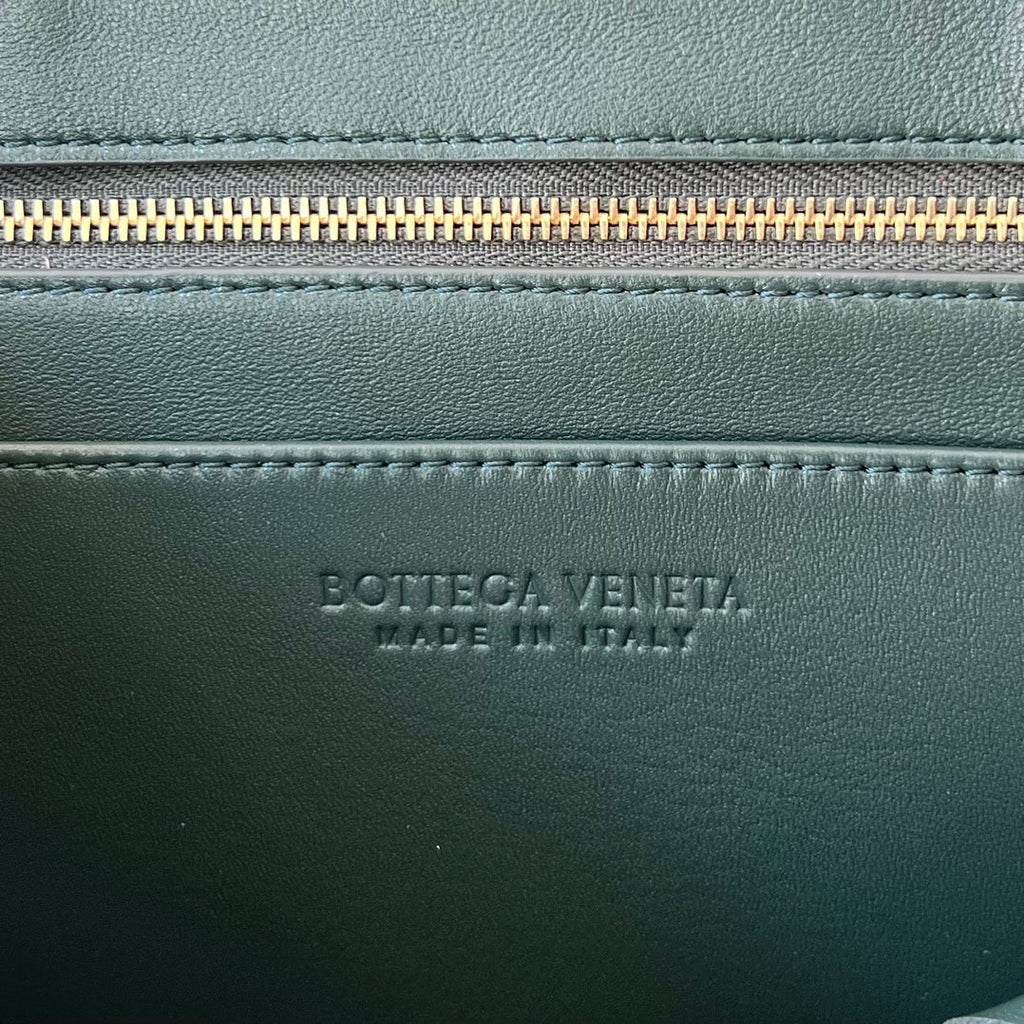 ダークグリーンラムスキンのスモールアンダモ29