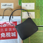 スリムホースビット スモールショルダーバッグ 23インチ ブラックカーフスキン パラジウム金具