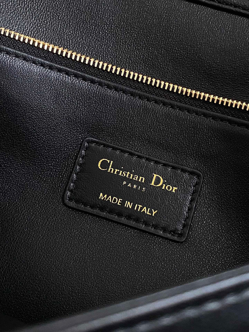 ミス レディ 24 ラージバッグ（ブラック ラムスキン）