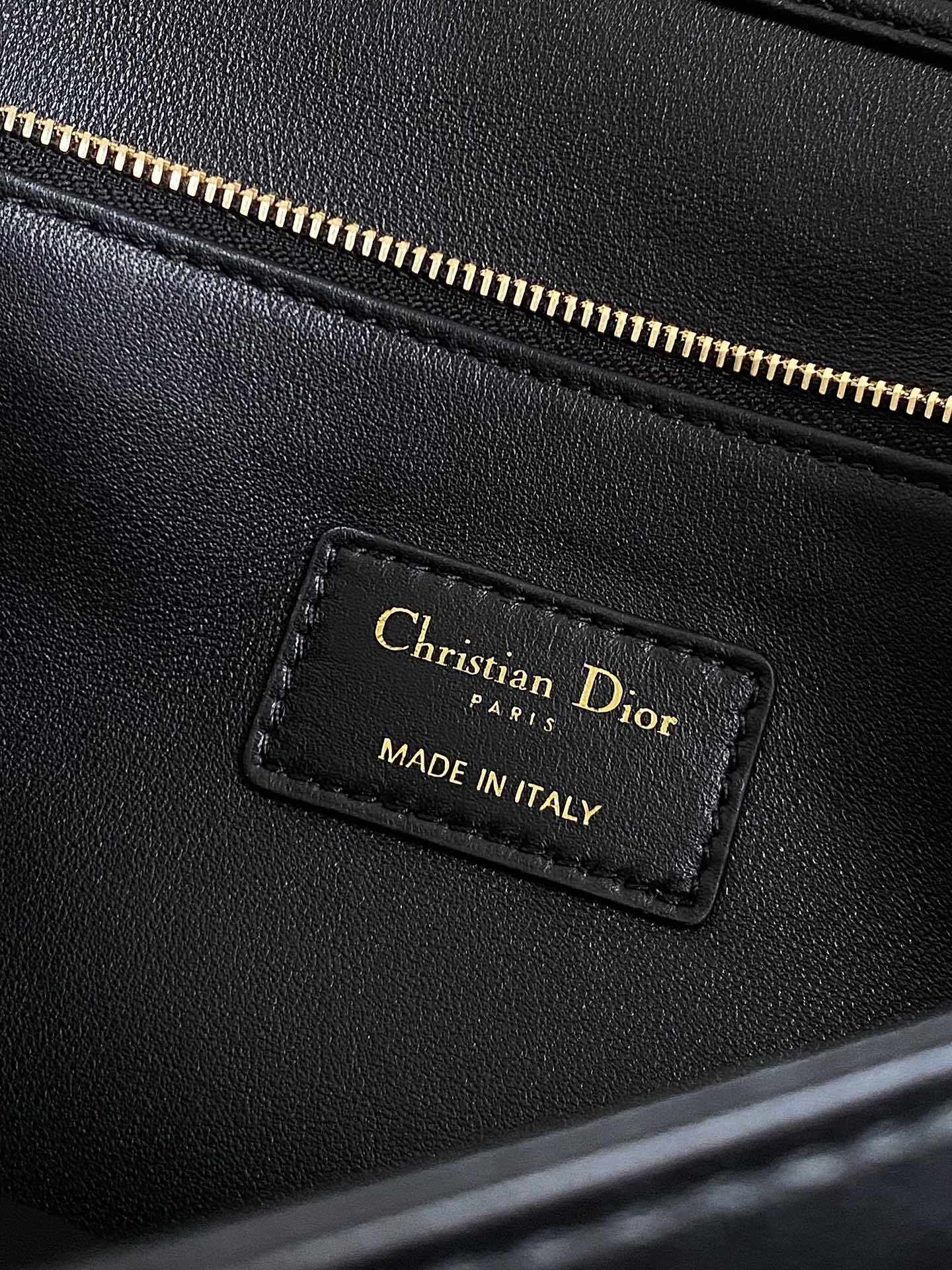 ミス レディ 24 ラージバッグ（ブラック ラムスキン）