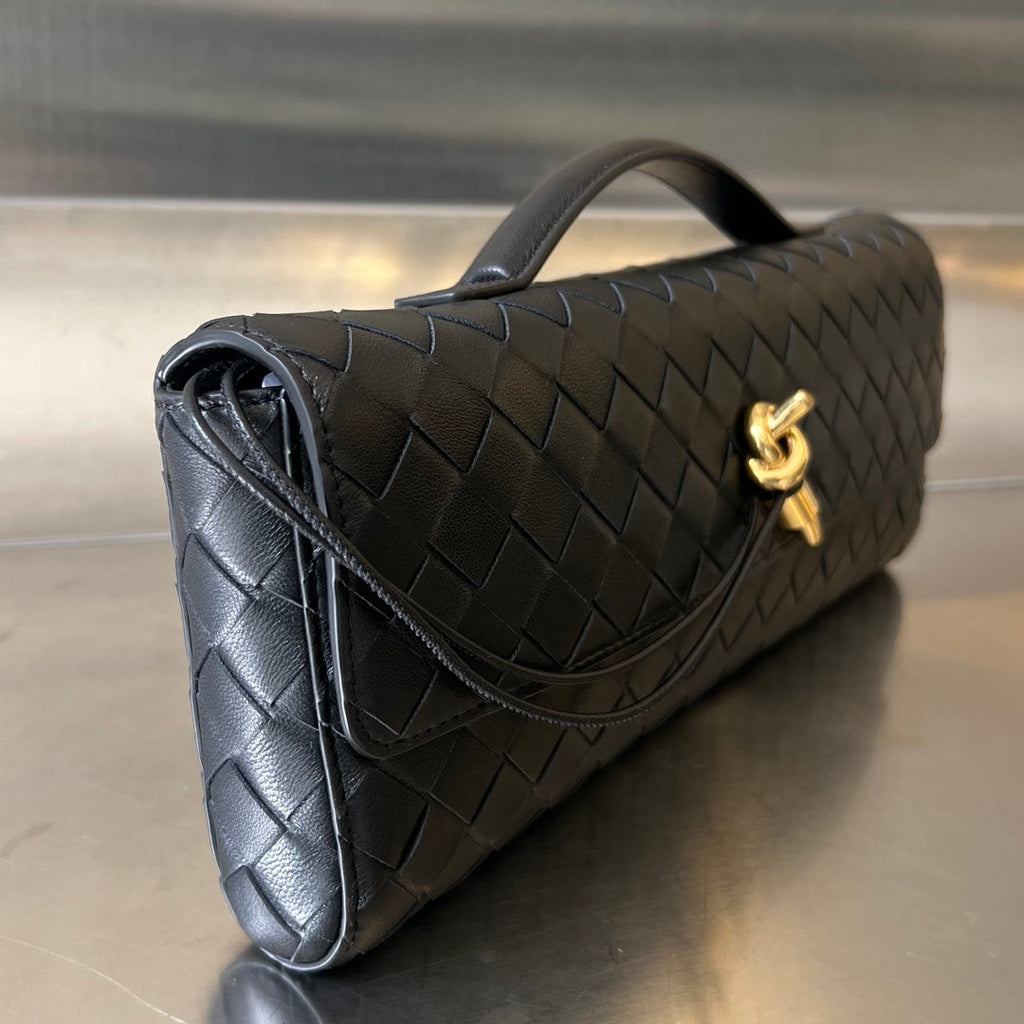 BV ロングクラッチ アンディアモ ハンドル付き 31cm ブラック カーフスキン Ghw