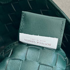 SARDINE 33 WITH CHAIN IN DARK GREEN LAMBSKIN