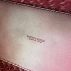 SMALL CABAT 32 IN BURGUNDY RED LAMBSKIN