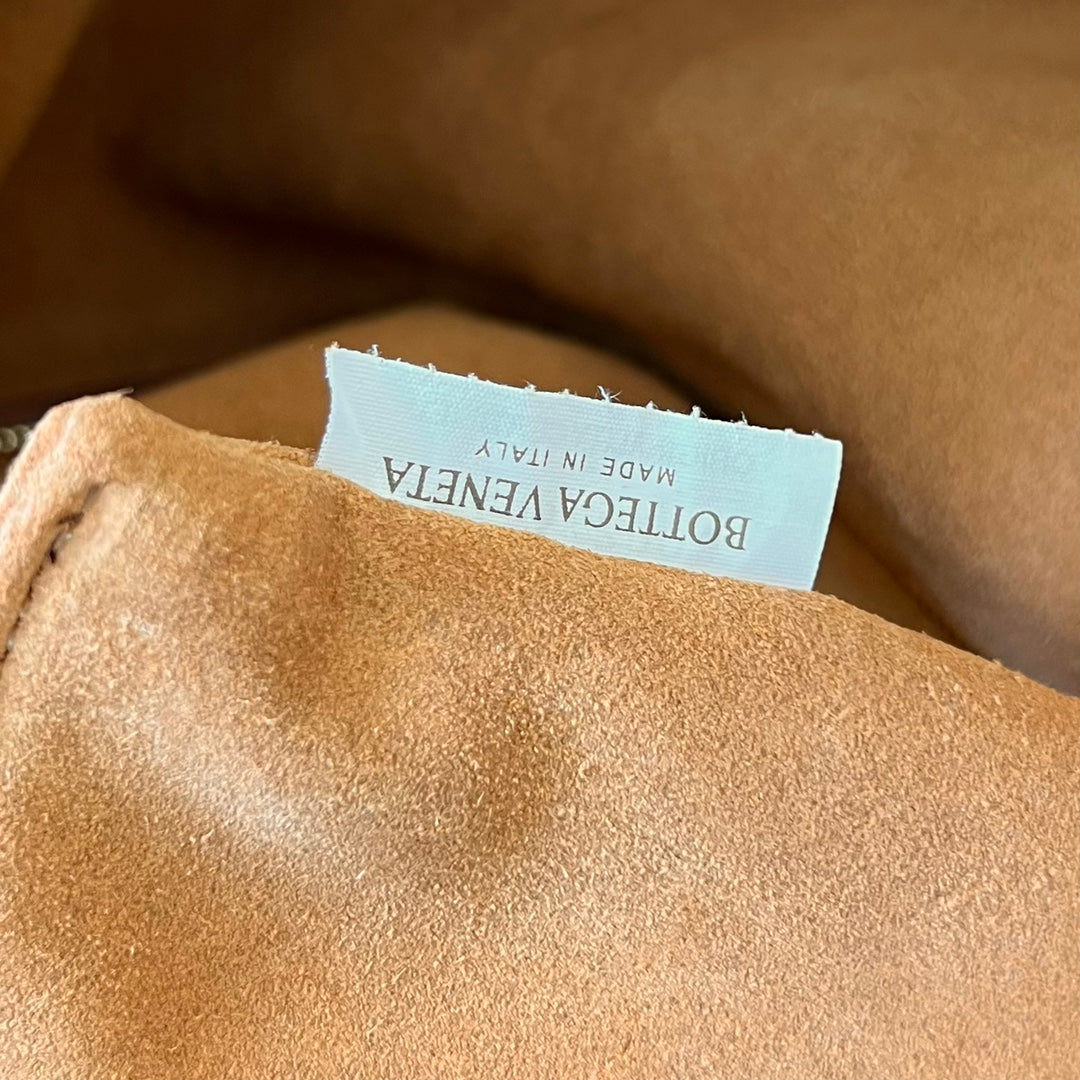 ラセットブラウンラムスキン製ラージホップ54