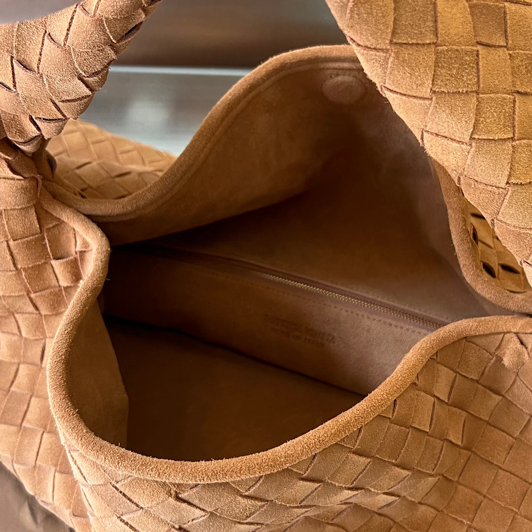 ラセットブラウンラムスキン製ラージホップ54