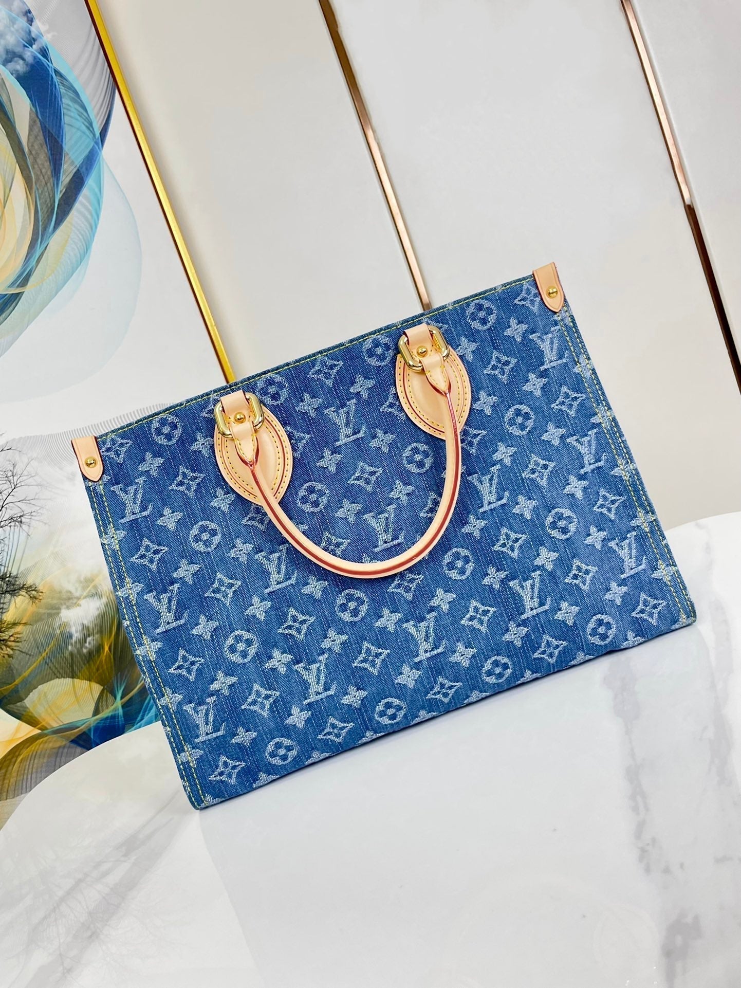 オンザゴー 35 ブルーモノグラムデニム