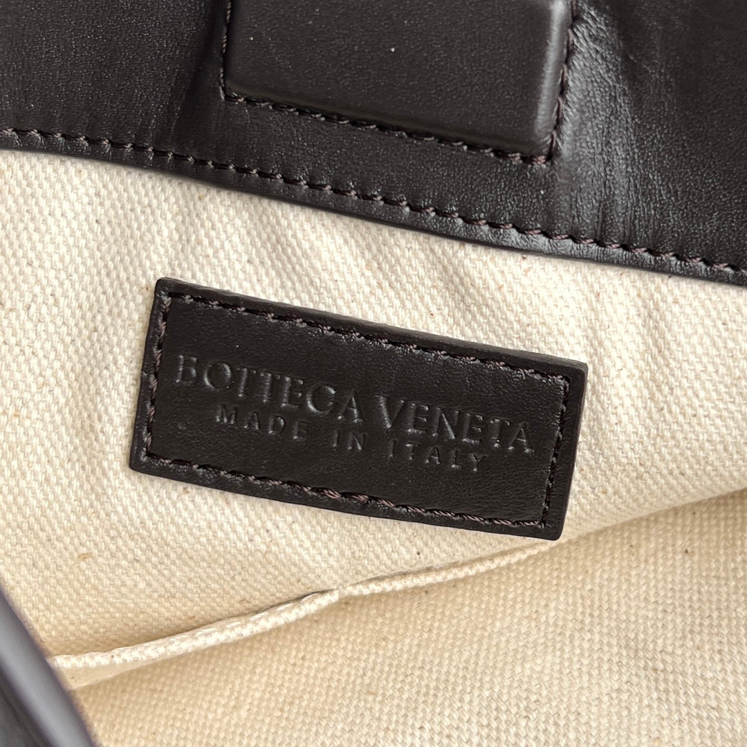 ブラックカーフスキン製ラージ35フラットループ