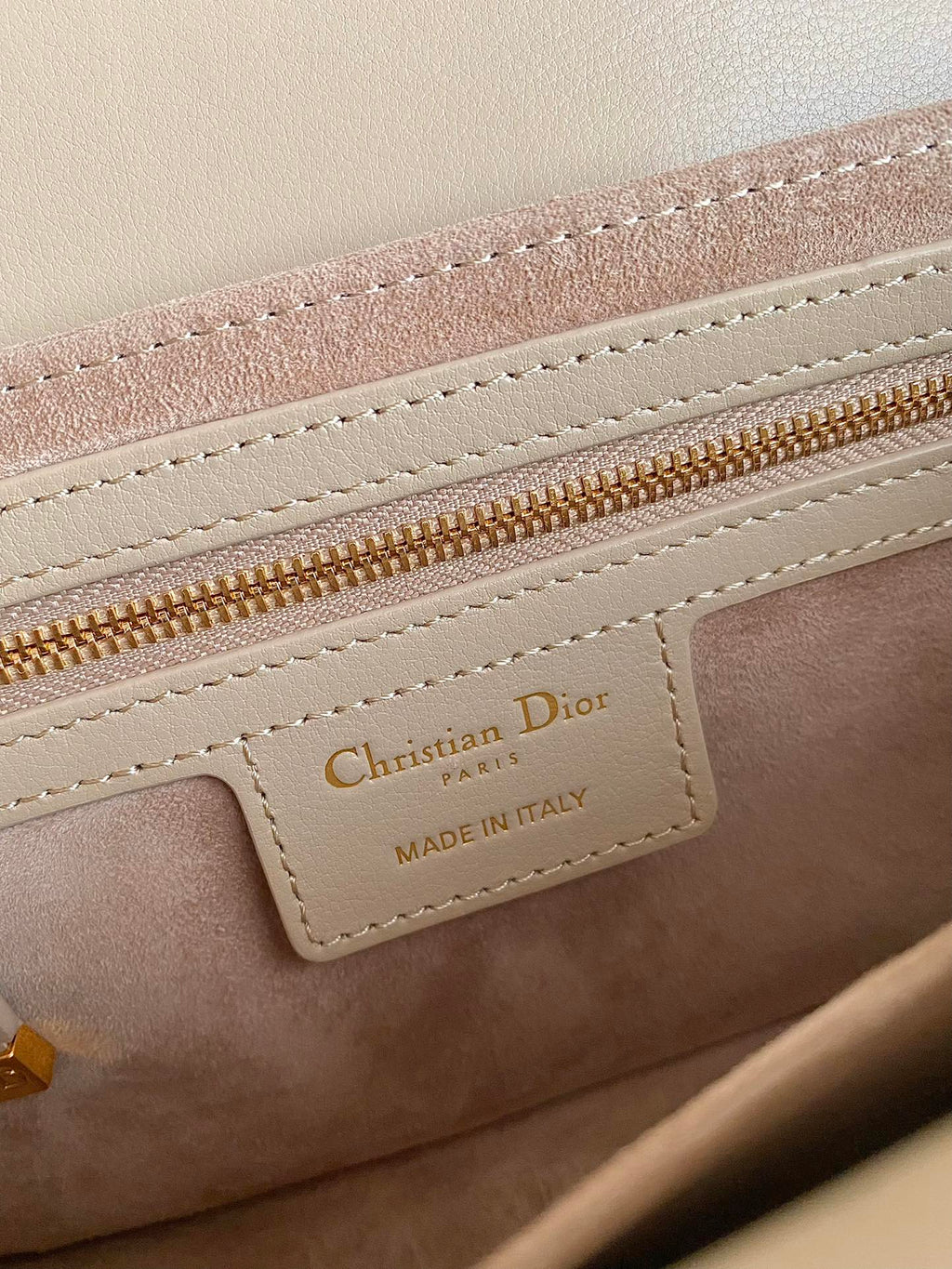 MINI JOLIE 22 BAG BEIGE CREAM CALFSKIN