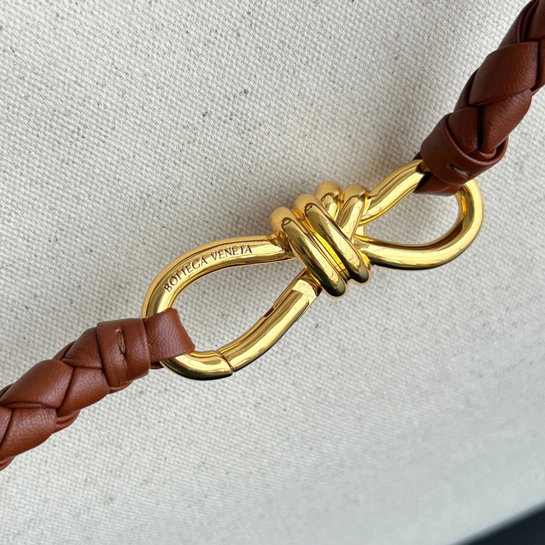 ラージ アンダモ 42 ホワイトブラウン カーフスキン＆キャンバス