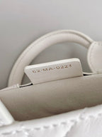 ミニブックトート 21 ホワイト マクロカナージュ カーフスキン