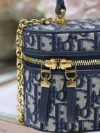 CARO 16 ミニ バニティケース（ブルーモノグラム オブリーク ジャカード生地）