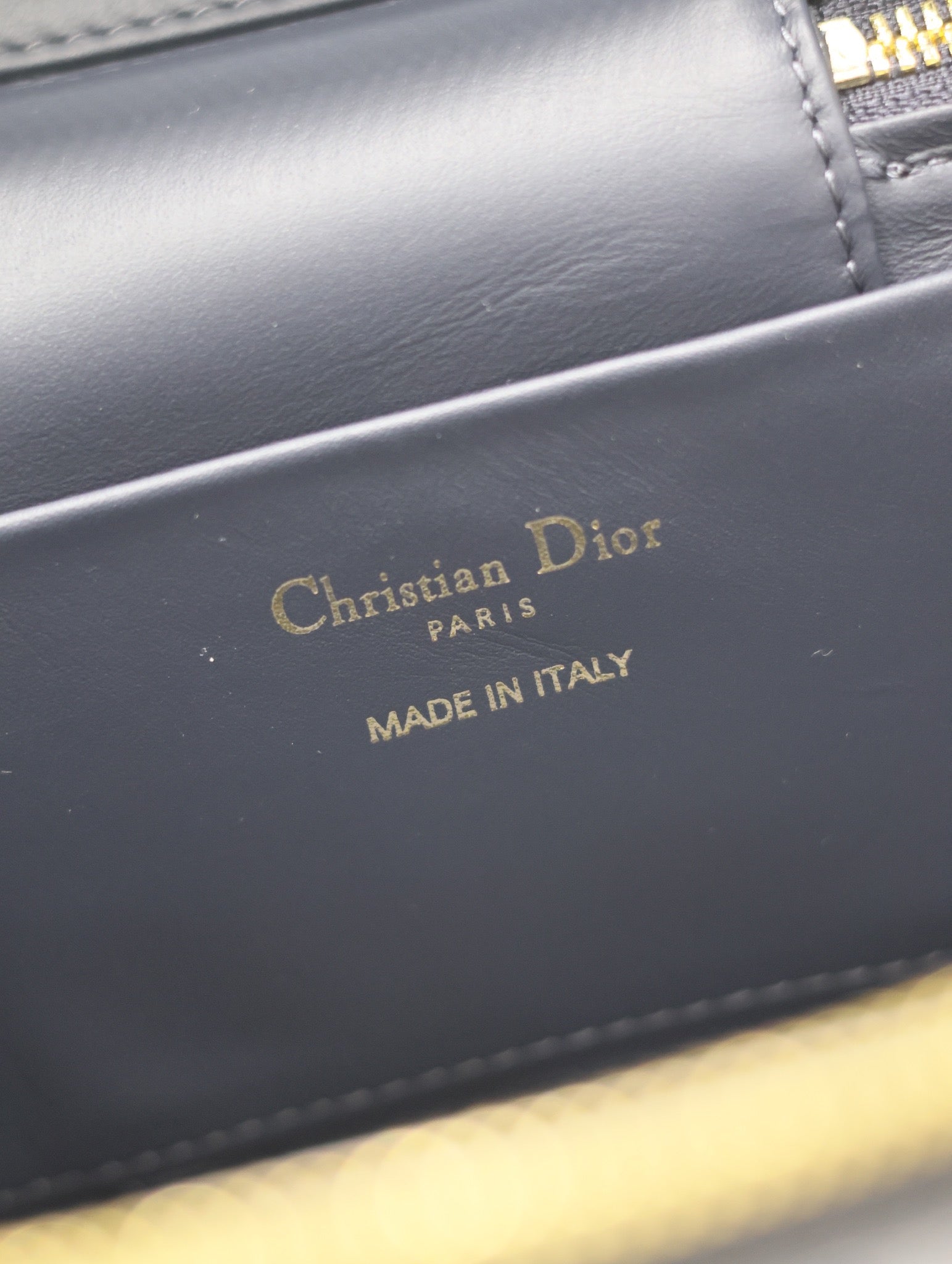 CARO スモール 20 バニティケース（セルリアンブルー モノグラムデニム）