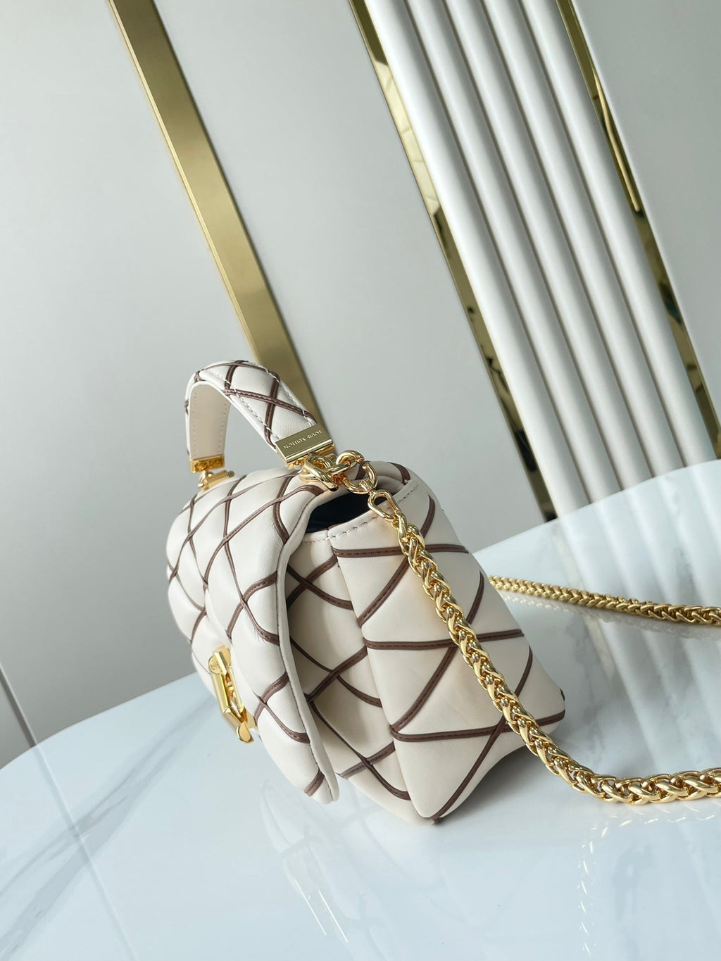 GO-14 MM 23 IN WHITE BROWN QUILTED LAMBSKIN GOLD HARDWARE