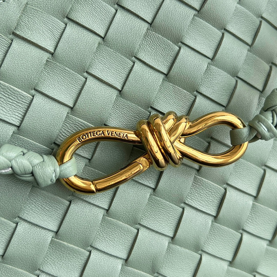 スモール アンディアモ 29 シーダロングリーン ラムスキン