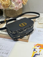 スモール 19 モンテーニュ アベニュー トップハンドルバッグ ブルー ディオール オブリーク ジャカード＆ブラック スムースカーフスキン