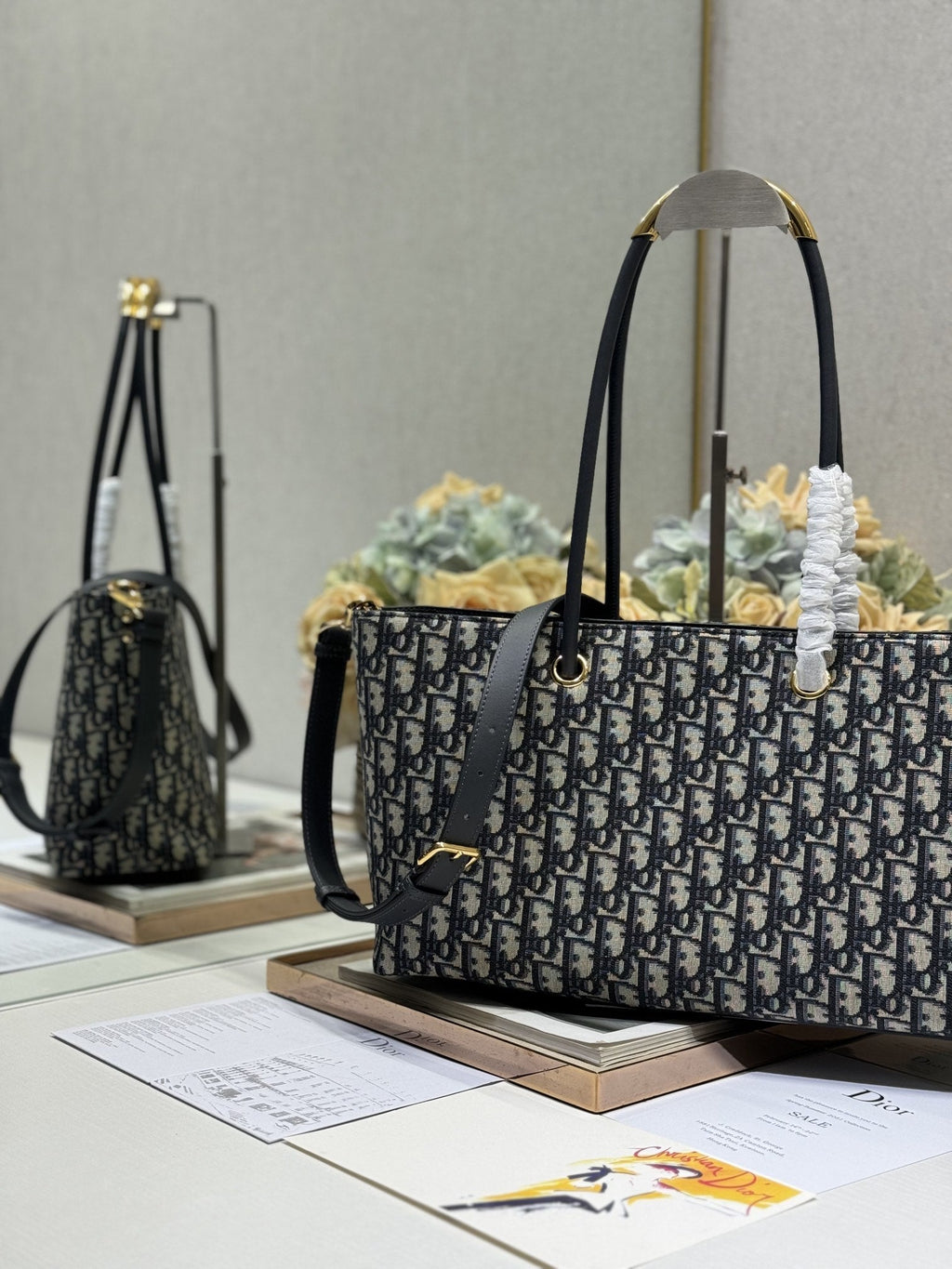 ミディアム 37 トゥジュール バッグ（ブラック モノグラム デニム）