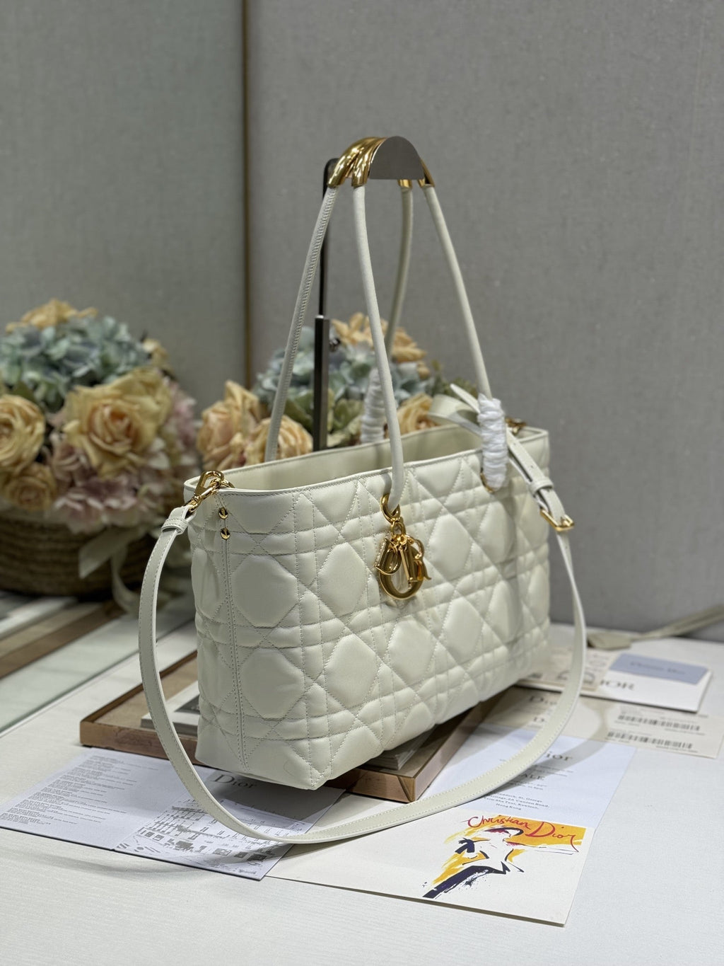 ホワイト マクロカナッジ ラムスキン ミディアム 37 トゥージュール バッグ