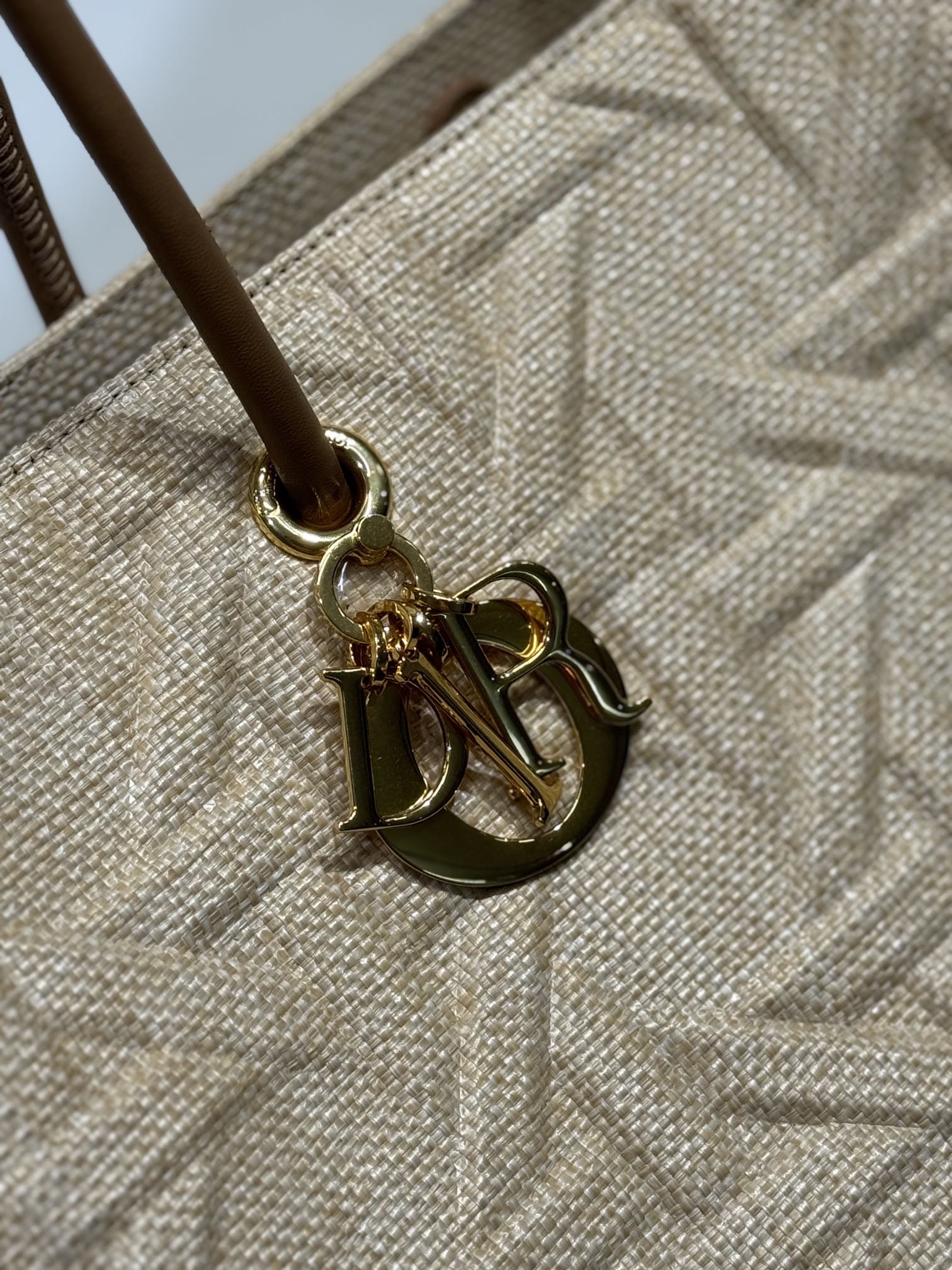 ビスクベージュ カナージュ ラフィア製 ラージ 41 トゥジュール バッグ