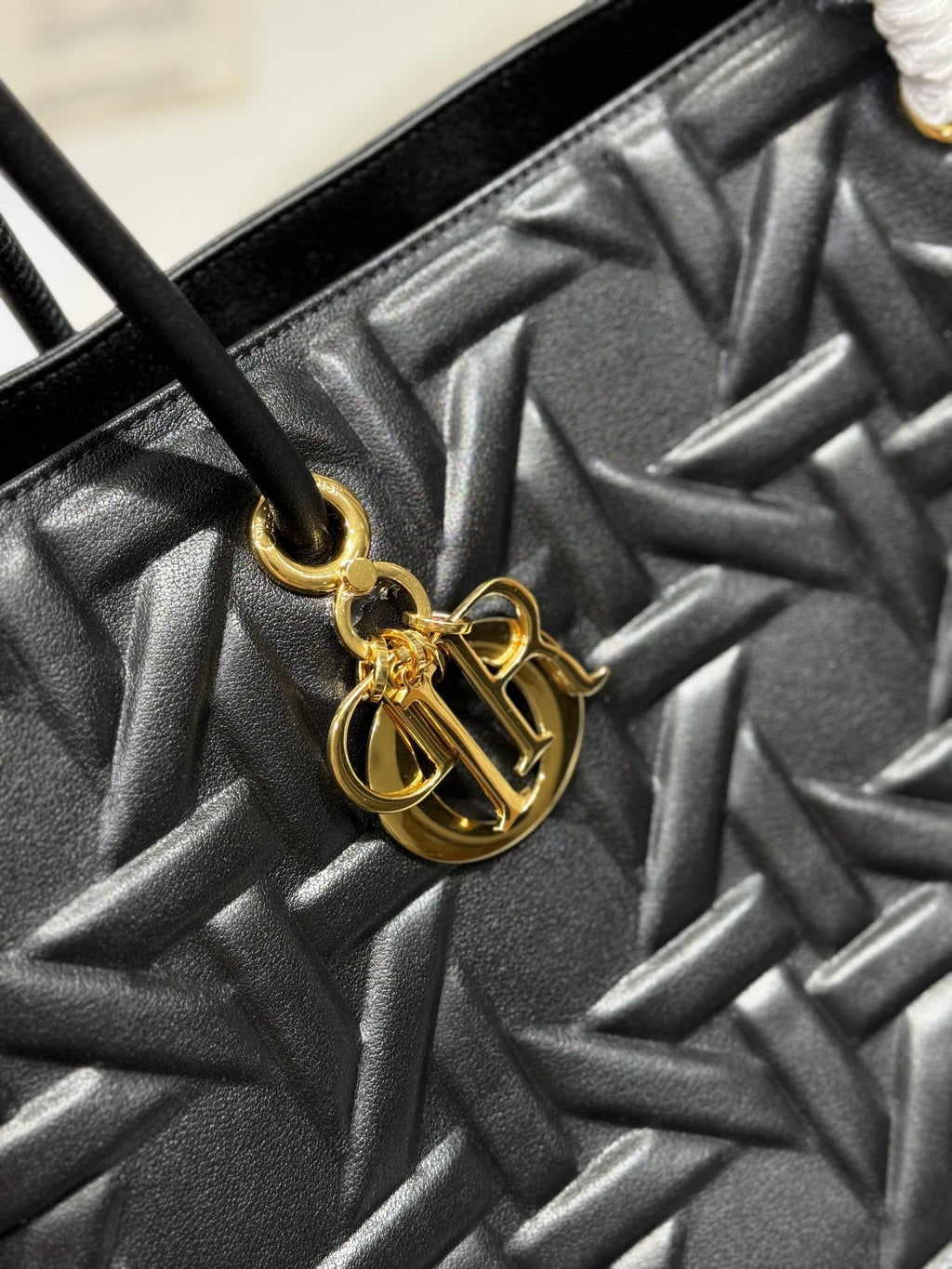 ラージ 41 トゥージュール バッグ ブラック マクロカナッジ ラムスキン