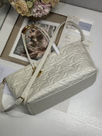 ラージ 41 トゥジュール バッグ ホワイト マクロカナッジ ラムスキン