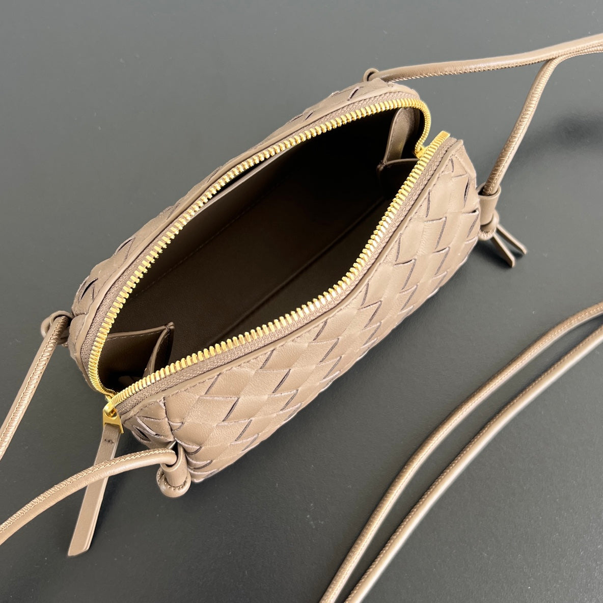 コンサートポーチ 18インチ ミディアムブラウン ラムスキン