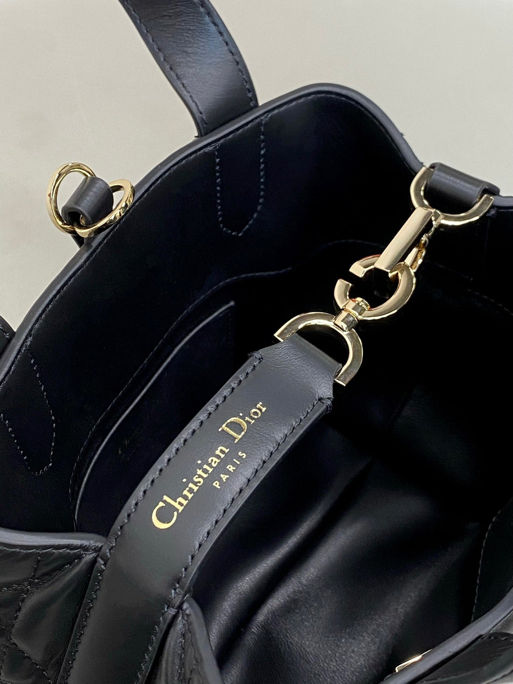 ミニ トゥジュール バケット バッグ 18 ブラック カナージ カーフスキン