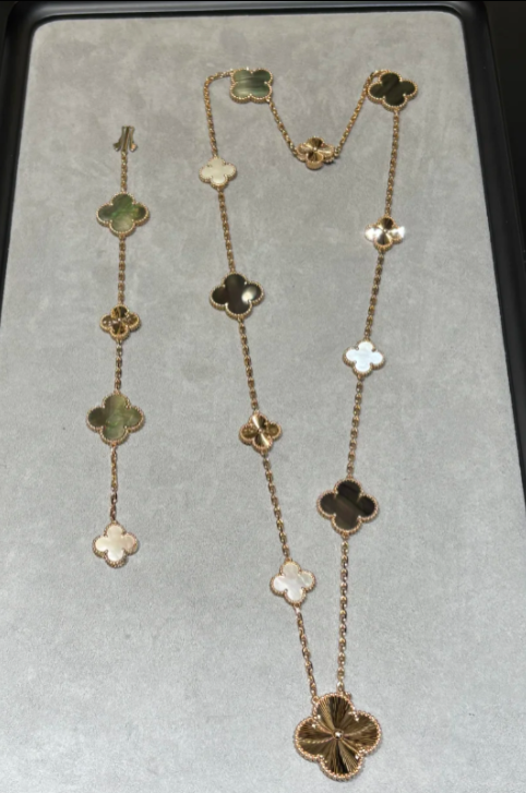 [⭐JeweliWhal]取り外し可能なクローバー15(11+4)フラワーシルバーネックレスセット