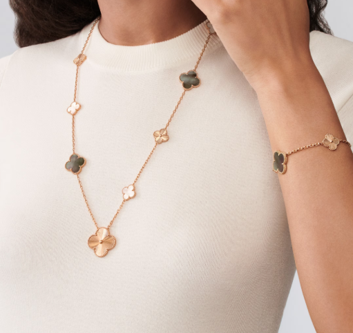 [⭐JeweliWhal]取り外し可能なクローバー15(11+4)フラワーシルバーネックレスセット