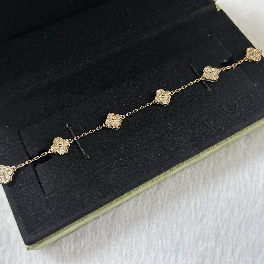 [⭐JeweliWhal]クローバー 6モチーフ ダイヤモンドブレスレット