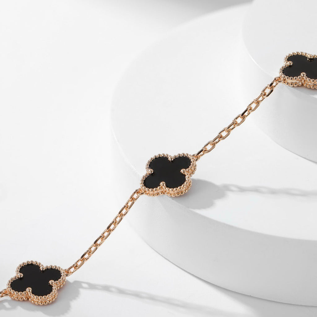 [⭐JeweliWhal]CLOVER 10 MOTIFS ONYX NECKLACE