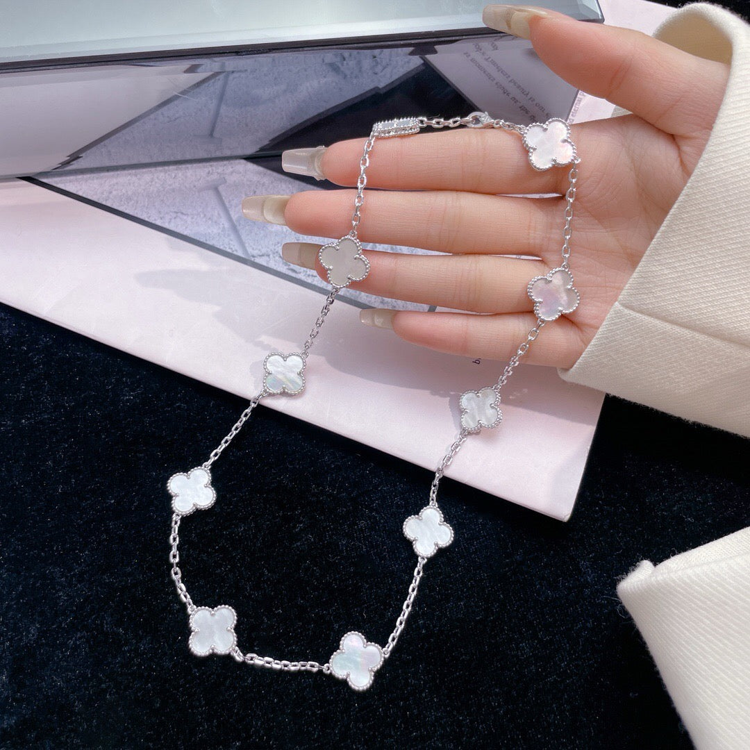 [⭐JeweliWhal]CLOVER 10 MOTIFS WHITE MOTHER OF PEARL NECKLACE